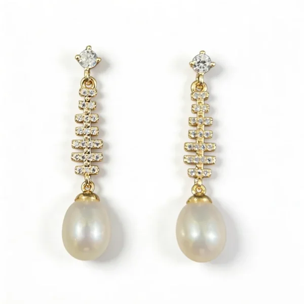 Wang Jewelry tear drop earrings in 14k gold 3.5cm