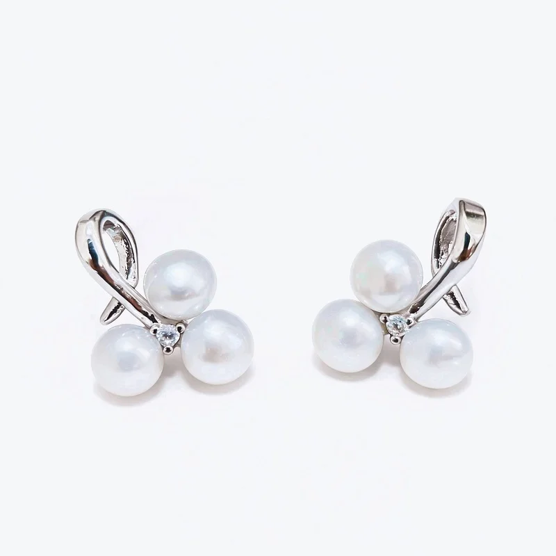 925 Sterling Silver Pearl Studs Earrings for Ladies